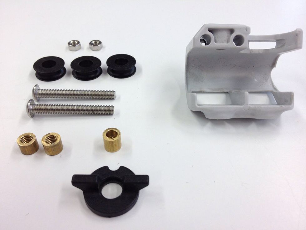 All parts necessary: 2 x nut / 3 x roller / 2 x screw / 1 x main body / 2 x tube short / 1 x tube long / 1 propeller
