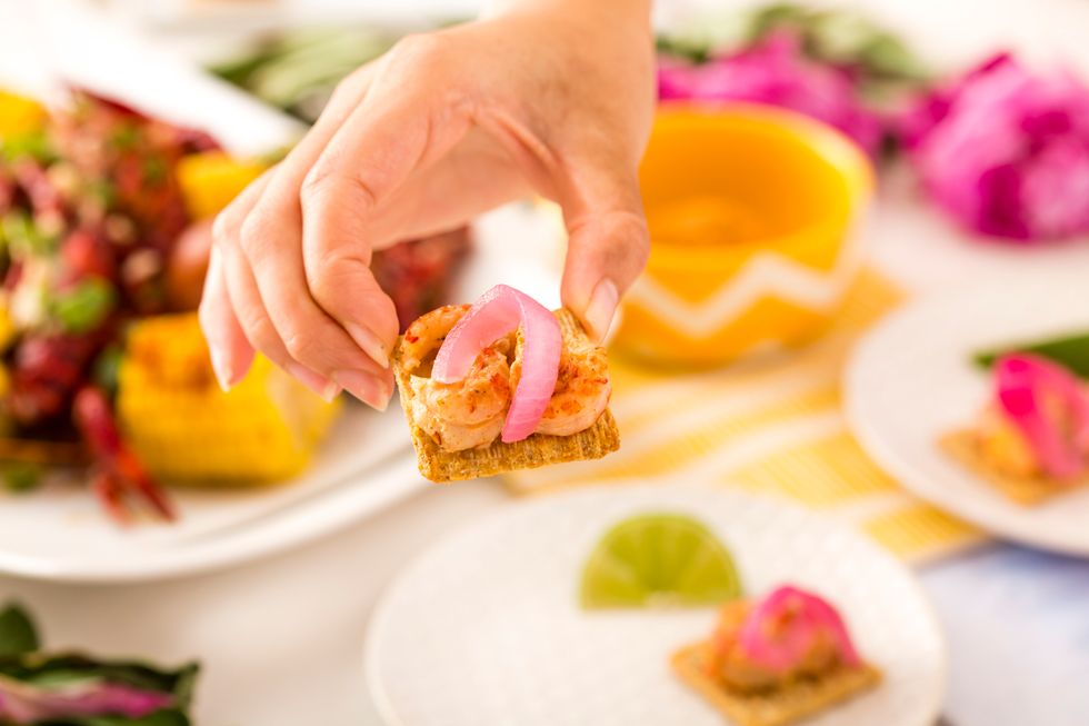 All you need are three tasty toppings for a mouth-watering bite of goodness.