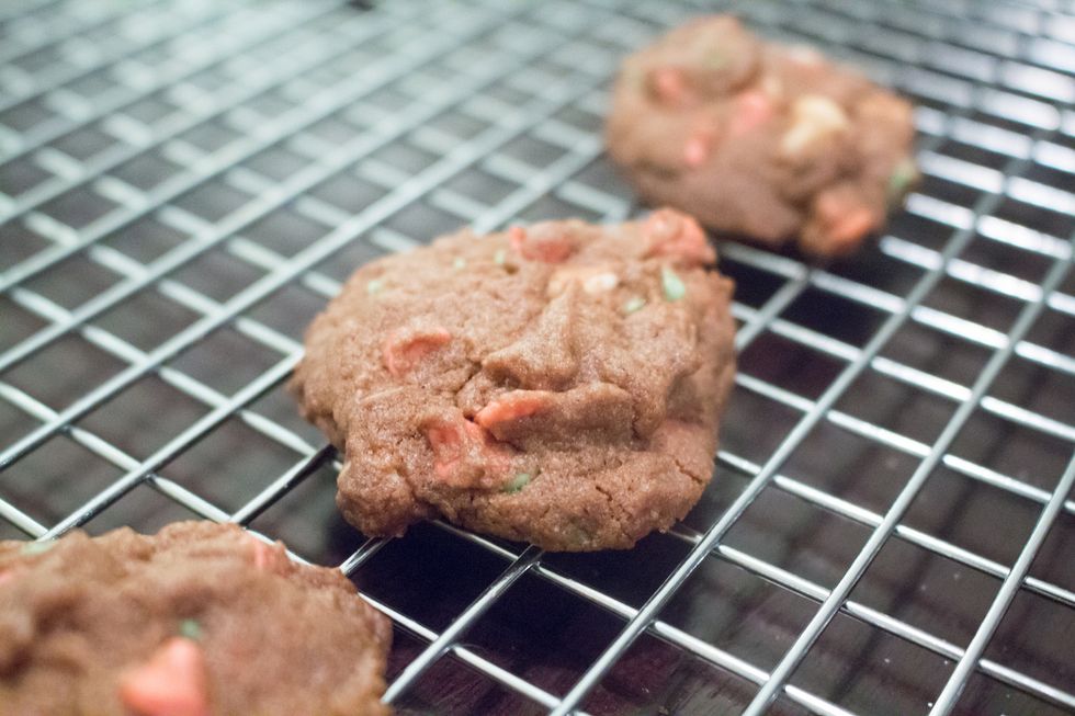 Allow cookies to cool completely. Or eat while they're warm!