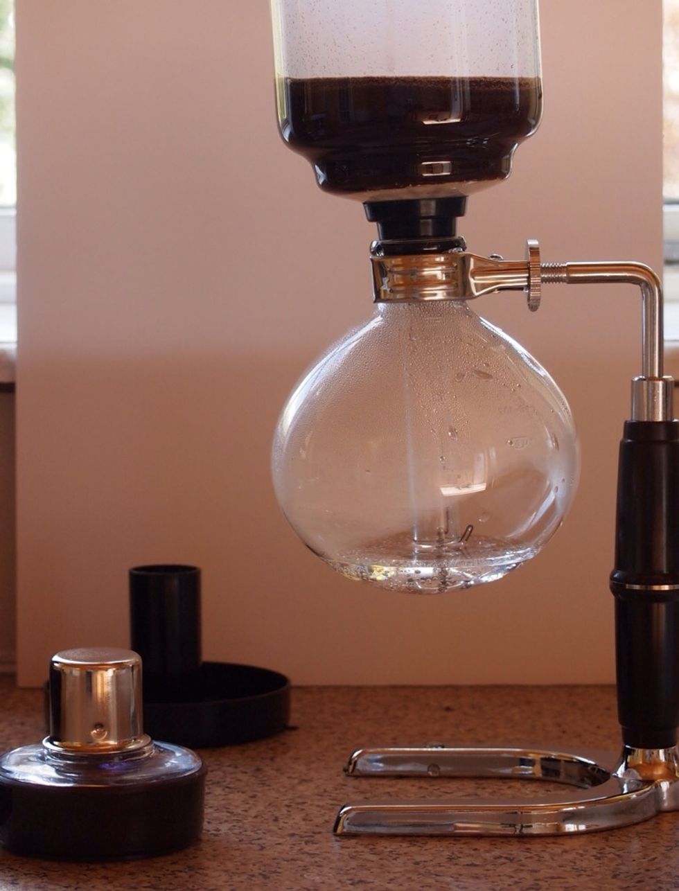 Allow the air to bubble through the coffee for approx 1 minute. Adjust the timing to your own taste, the longer the time the stronger it will be.  Remove the heat source, extinguish any flames safely.