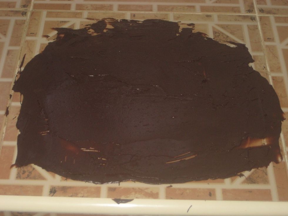 Allow to cool and completely solidify.