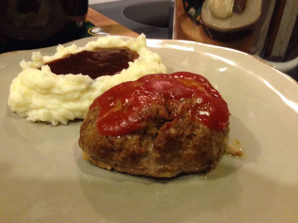 Allow to cool for about 5 minutes and serve.