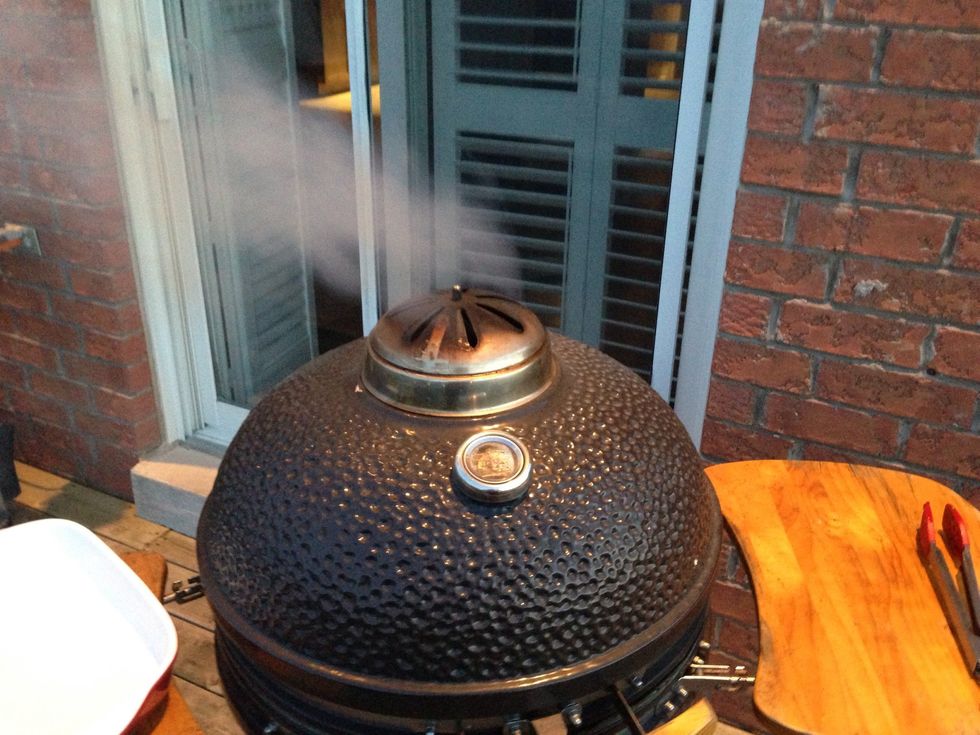 Almost done, time for skin side down to crisp up. Now's not the time to see who's getting tazed on the Cops marathon on Spike. Stay close.