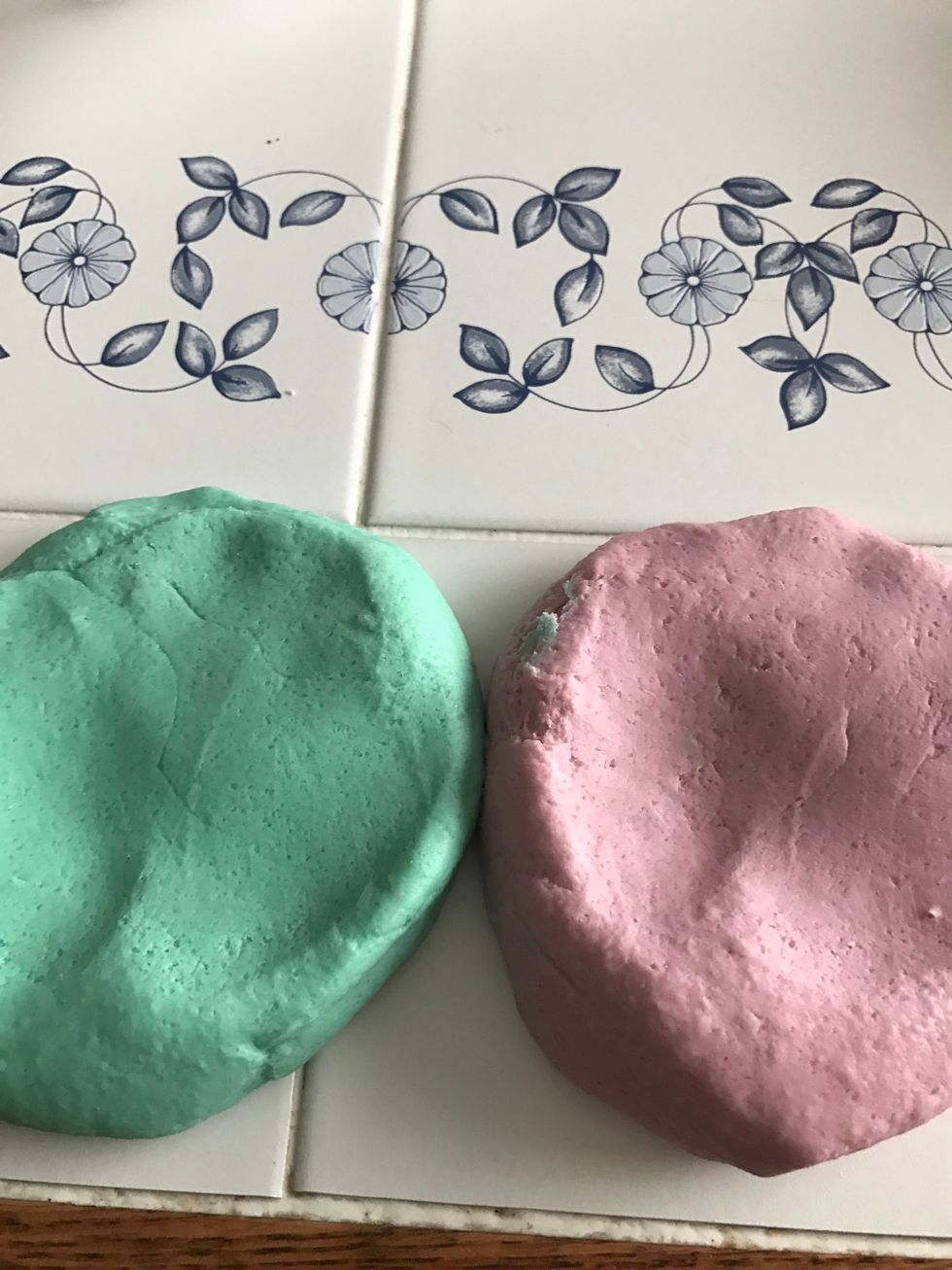 Also if a little one eats the play doh you don't need to contact poison control, the ingredients in this recipe are completely harmless! So don't worry, thanks for watching\ud83d\ude1c