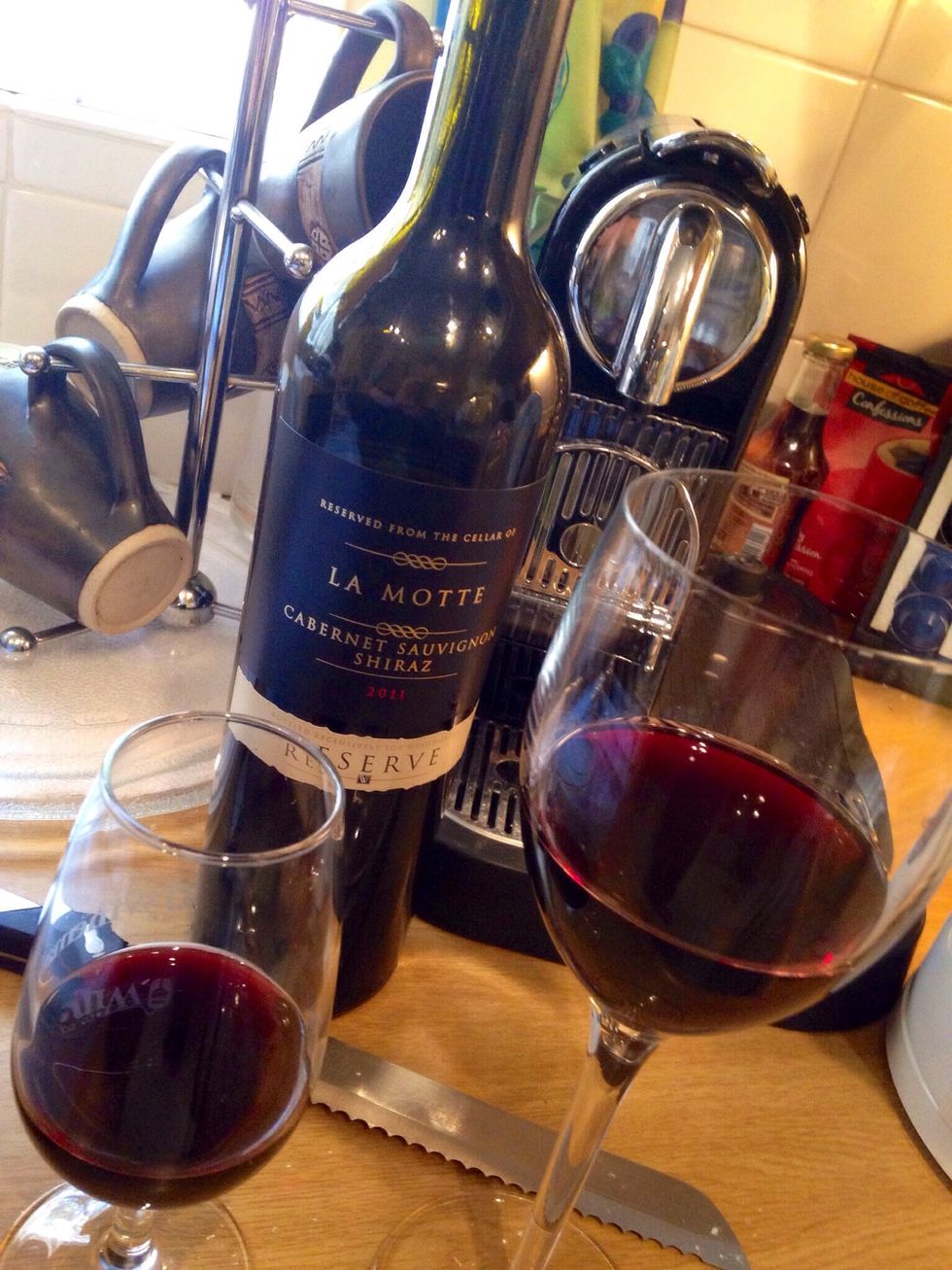 Always ALWAYS A L W A Y S have a good wine on hand to drink while cooking, to use in the cooking and of course to enjoy with your meal \ud83d\ude0b