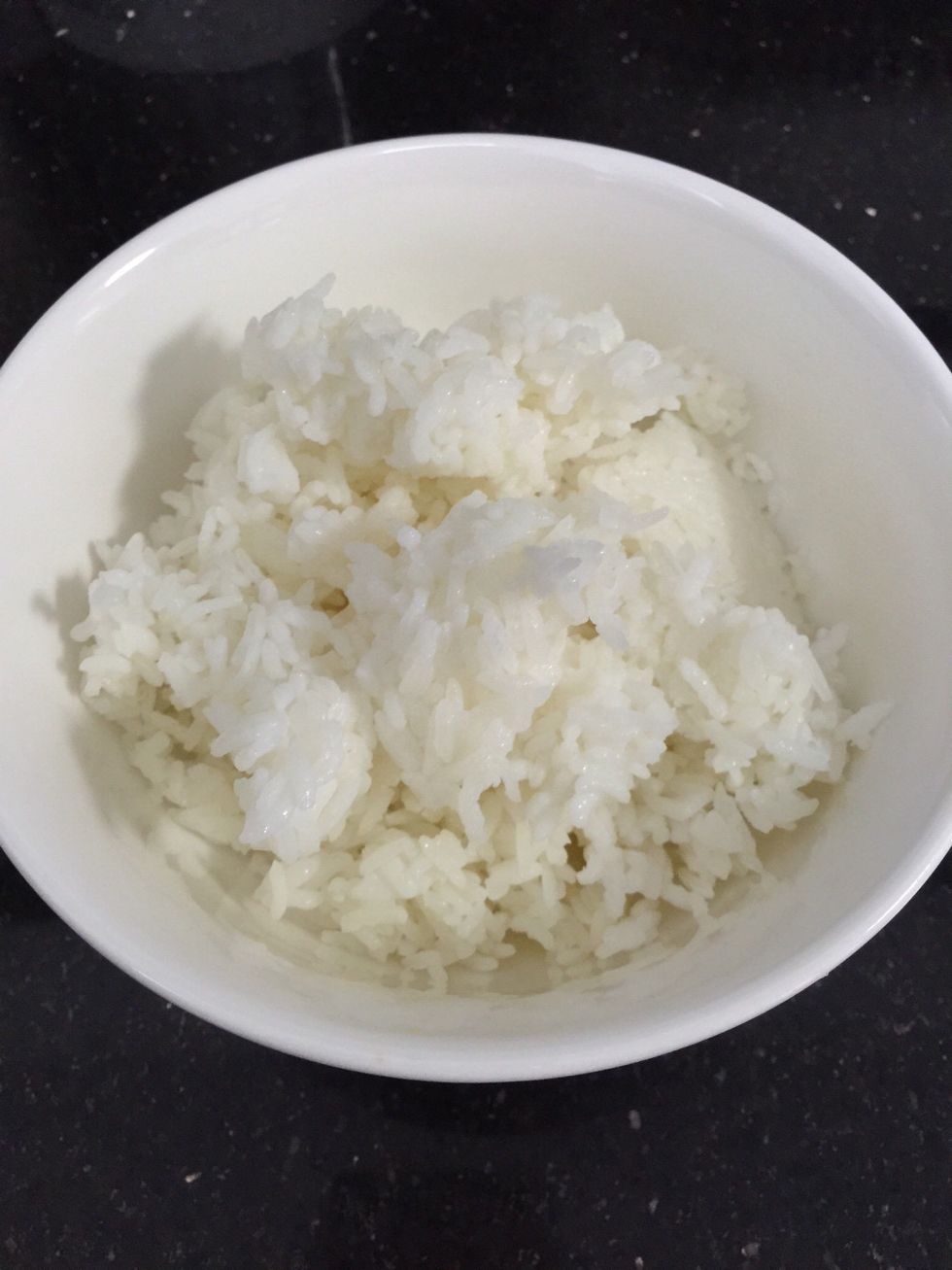 Always use leftovers cooked rice from the fridge for fried rice to prevent rice being soggy or mushy.