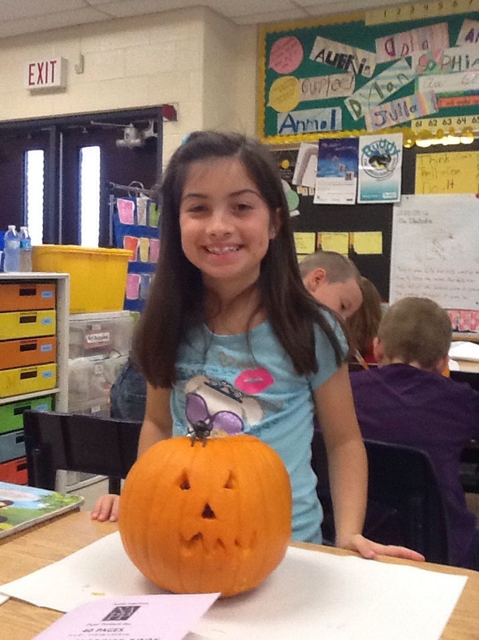 Alyssa's finished jack o' lantern.