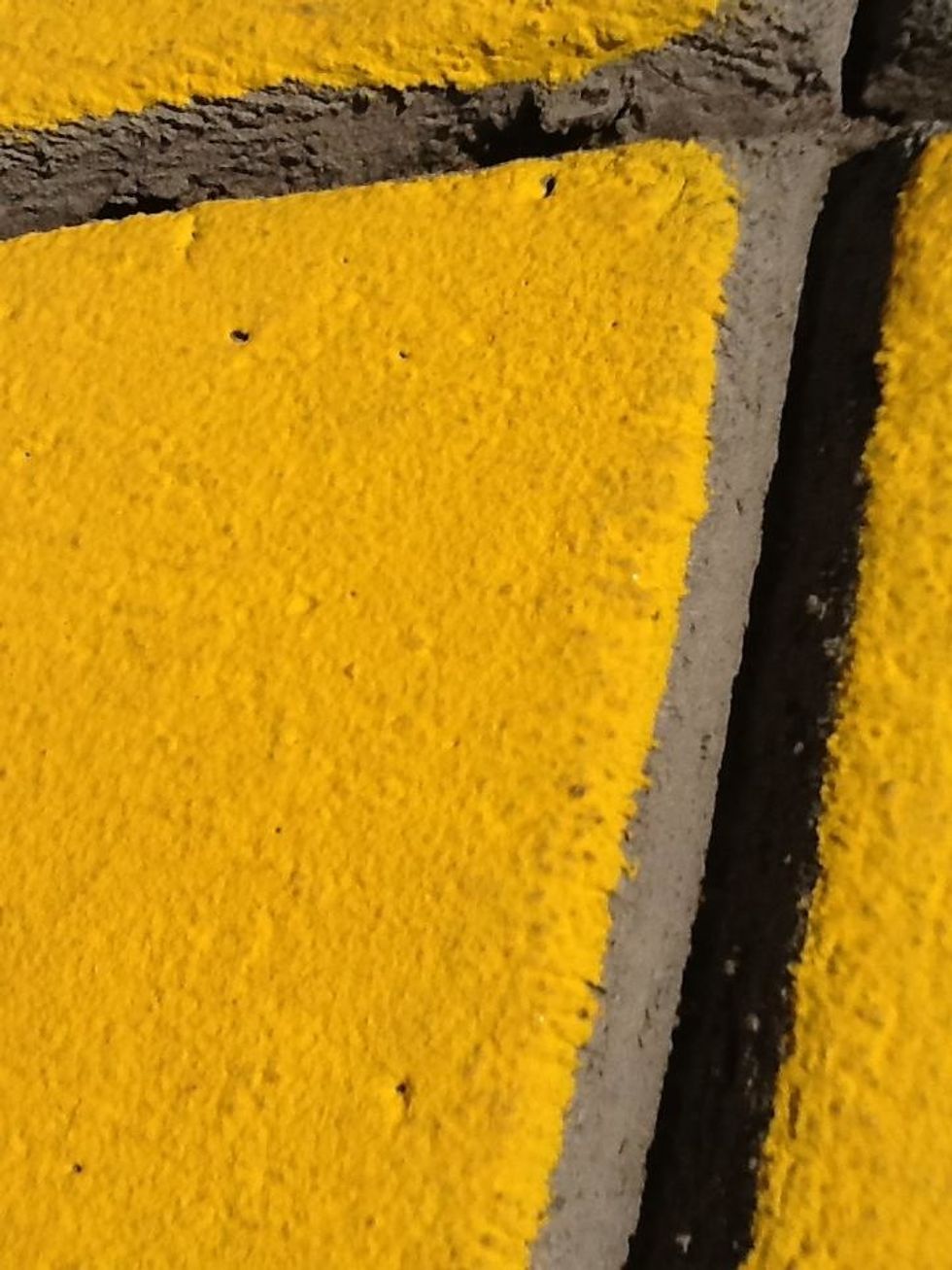 An acute angle is an angle that is smaller than 90 degrees.