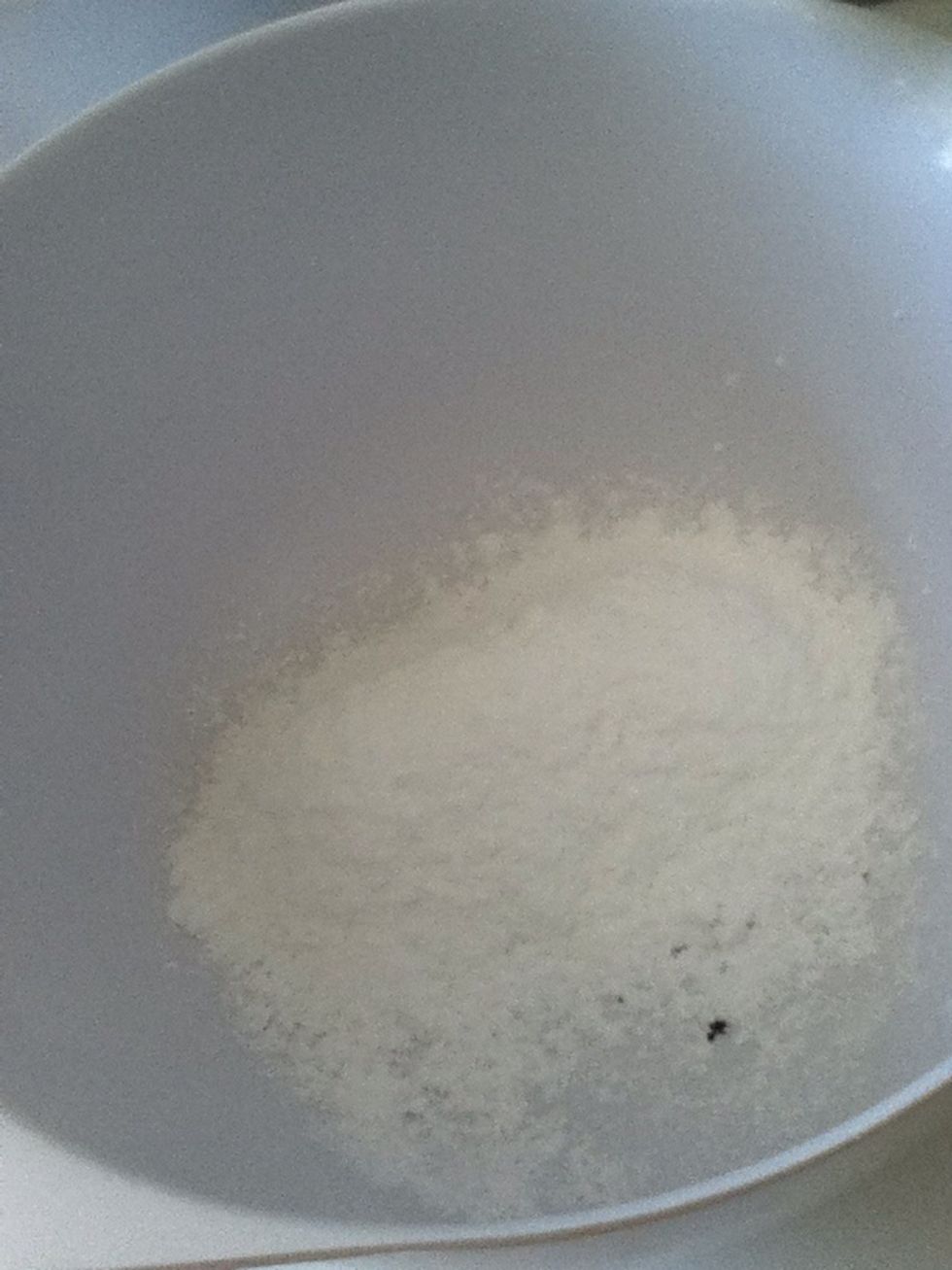 And add 70g of icing sugar,