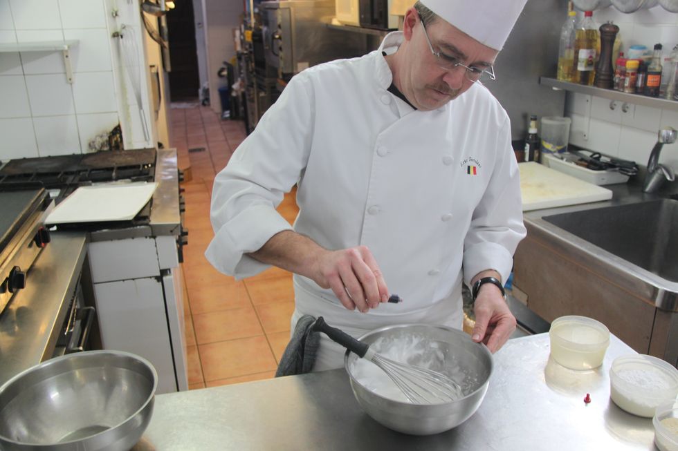 And add the coloring to desired color.