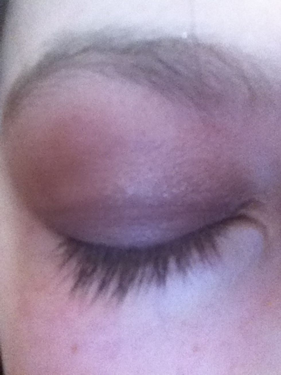 And apply all over the eyelid, blending well.