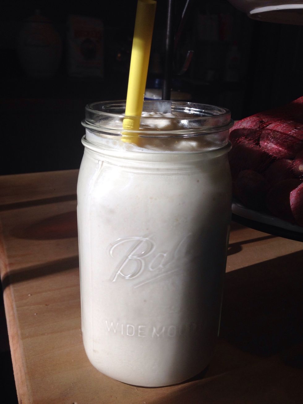 And Bam!  You have a big ole smoothie for one or a reasonable smoothie for two.