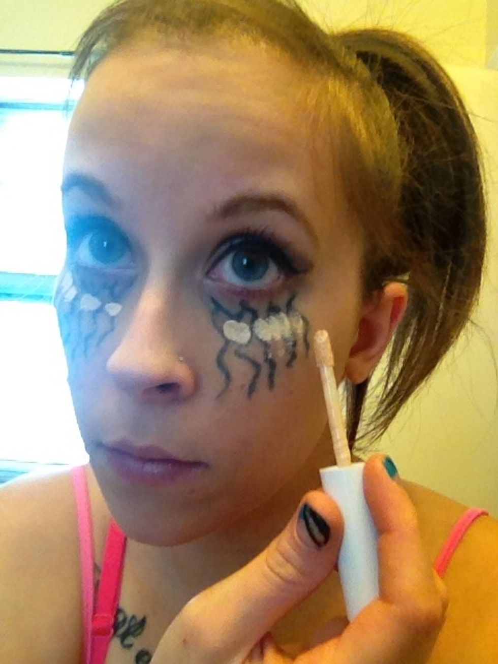 And blend it over the veins as well just to give it more skin and depth