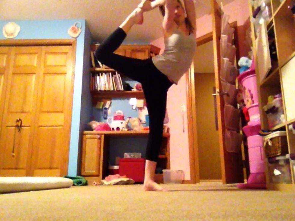 And bring your hands over your head into scorpion!