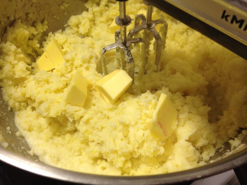 And butter and make it floffy.