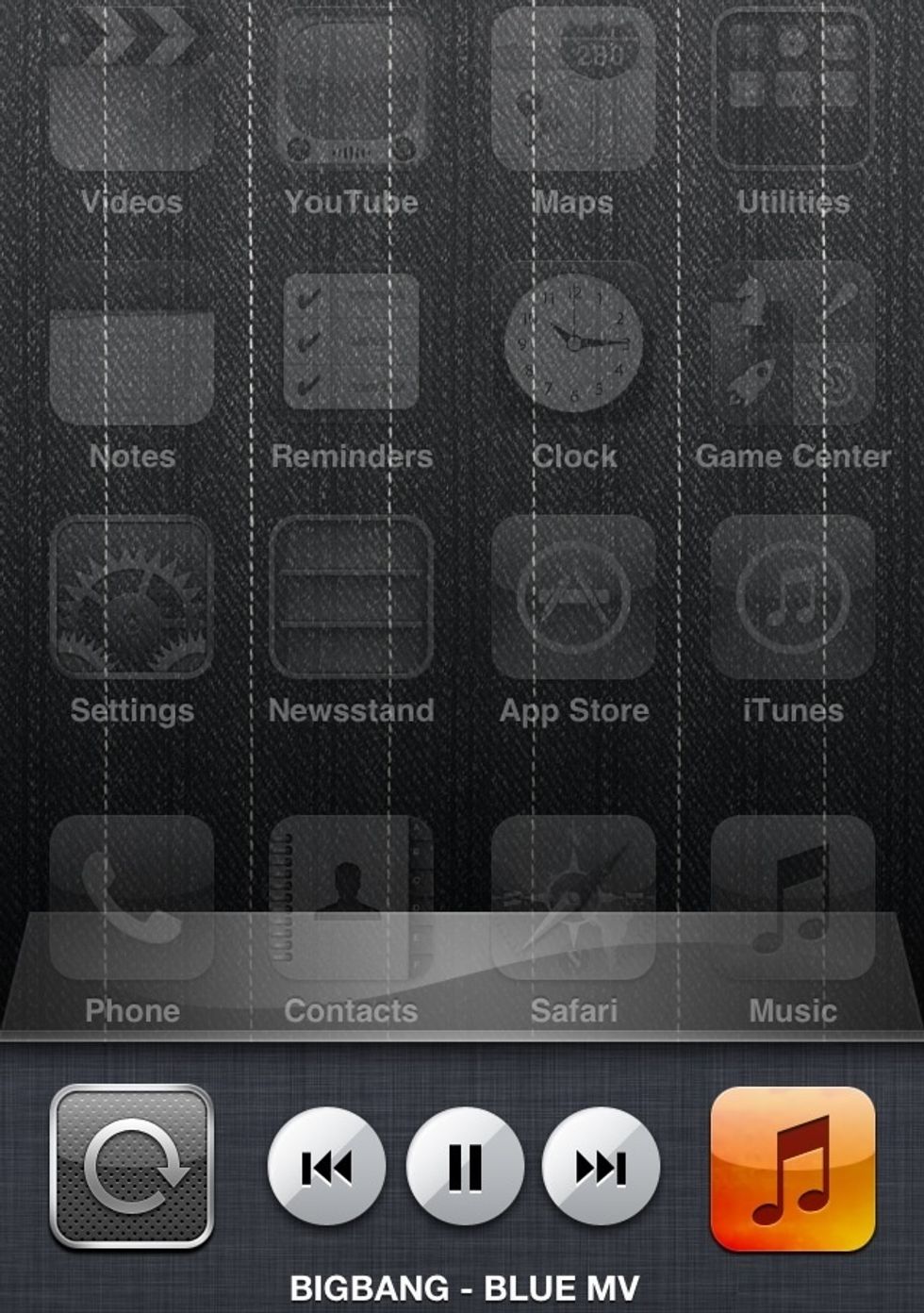 And click for the next song and thats the video you've added and the music is playing at the homescreen. Enjoy