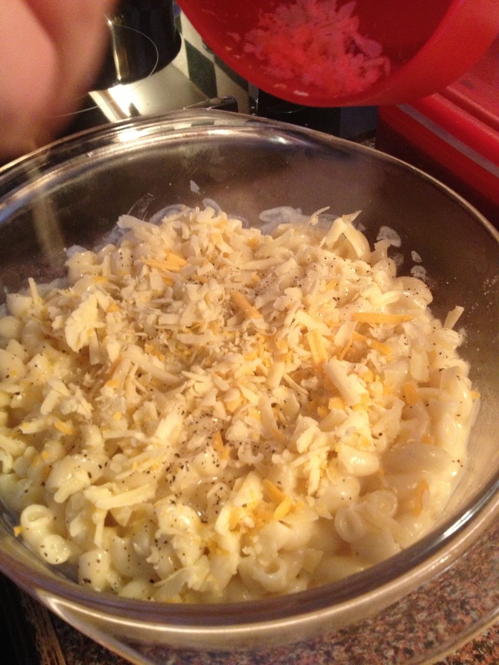 And coat with remaining cheese (do not mix!)