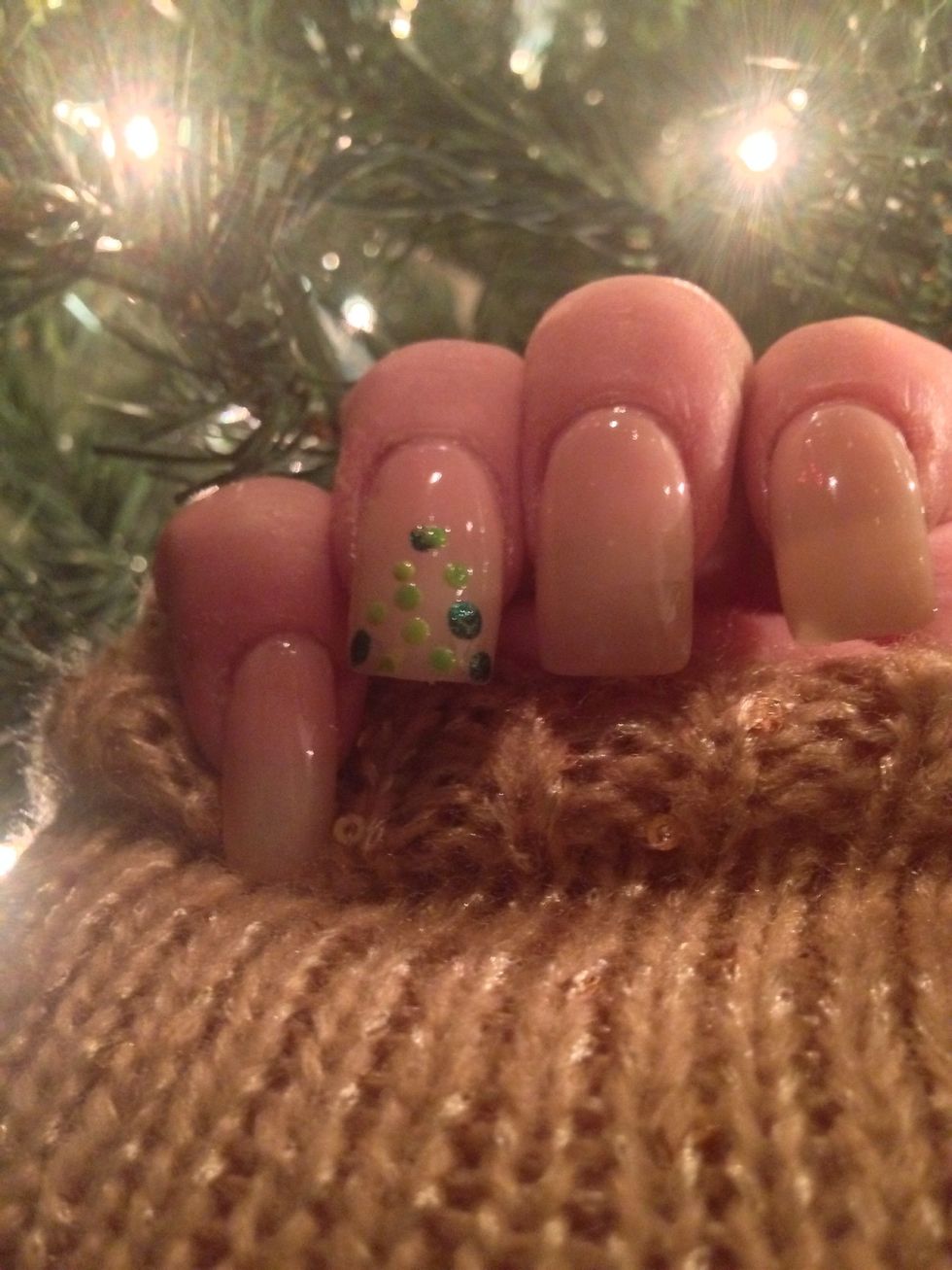 And even lighter green dots. You should start seeing your tree take shape.