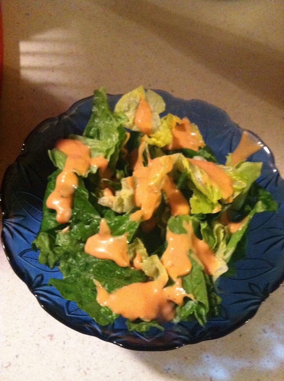 And get your side salad ready! I used the thousand island dressing that I used on the chicken. Oven just beeped! Timers done woo