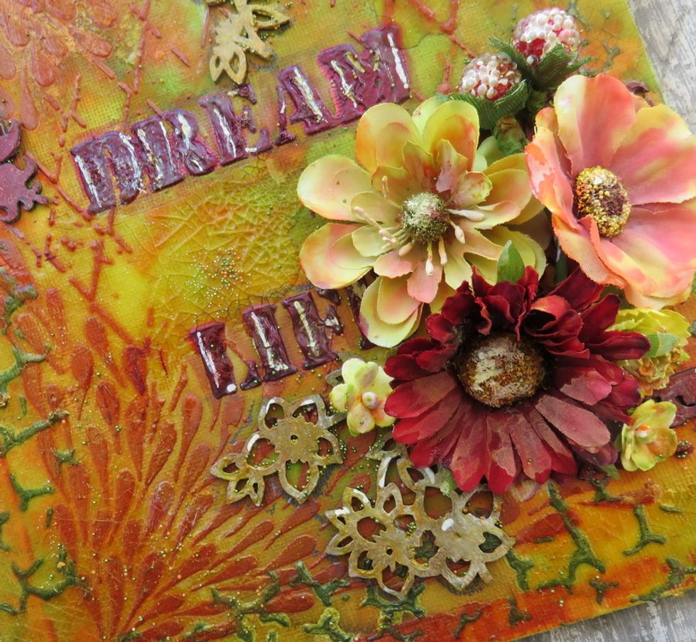 And here are some close- ups to the finished project.