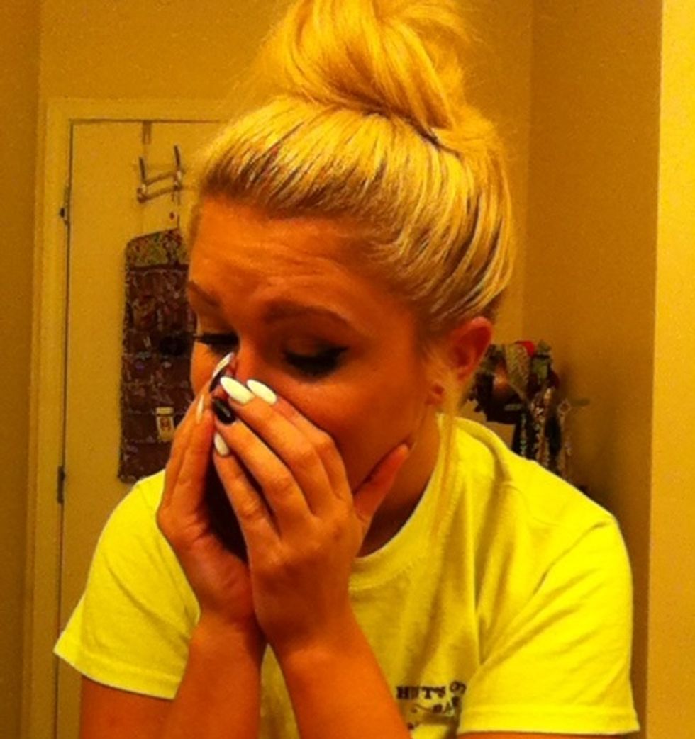 And here is your finished look. Add hairspray if you want it to last longer. Totes up to you