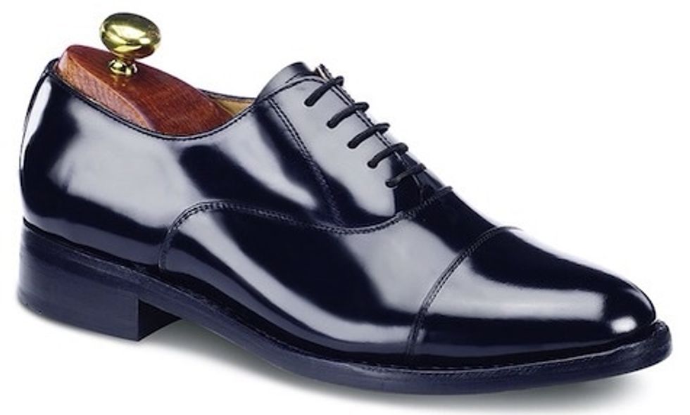 And here it works perfectly! It is a really good shoe polisher!