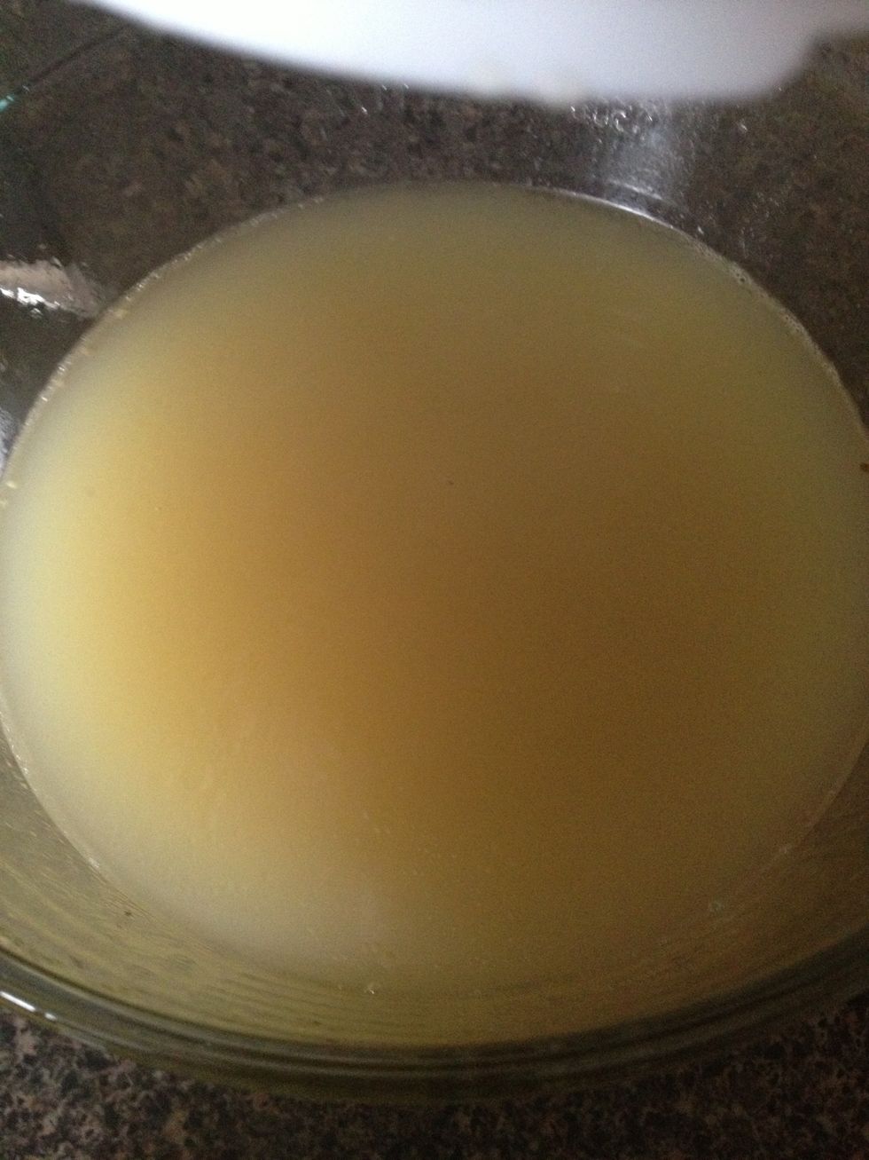 And here you have your lovely homemade broth. The 5 cups I added at the beginning has reduced into about 2.5 cups and has taken on a nice golden colour.