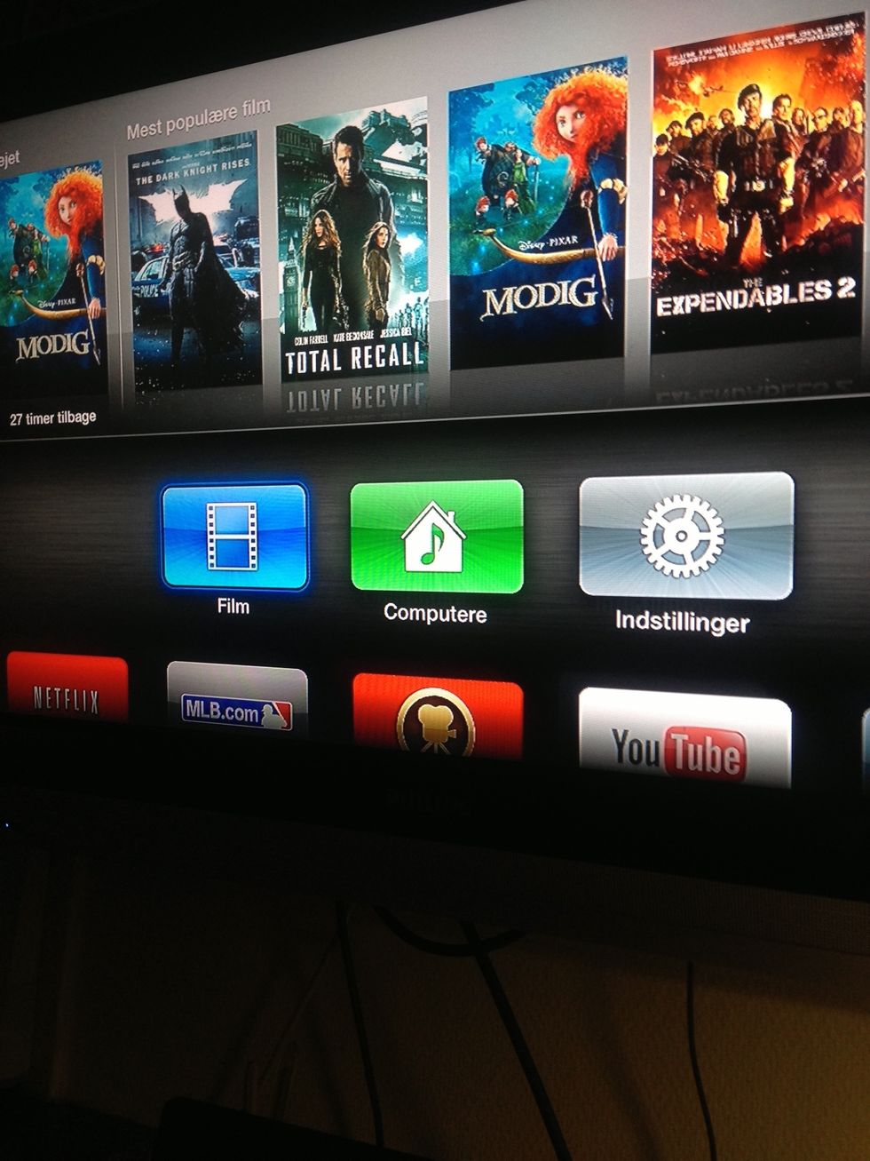 And I've setup my Apple TV, but it is easy to set it up so you should go through the TV setup without problems, you just need an iTunes account. Or else write a comment!