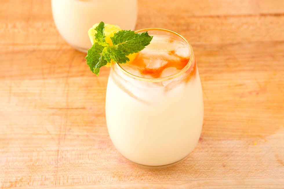 And if you want to get extra fancy, garnish with mint + pineapple.