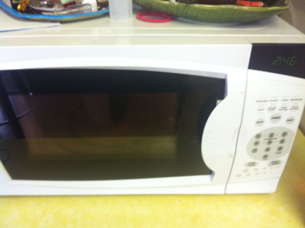 And into the Microwave we go! Put it on for about 2 minutes. I put mine in for 3 and it got really hot! So put it in according to how warm/hot you like your Mocha to be.