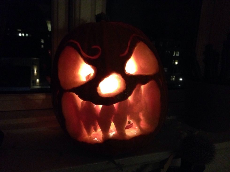 And just ad the lights and place the top on.