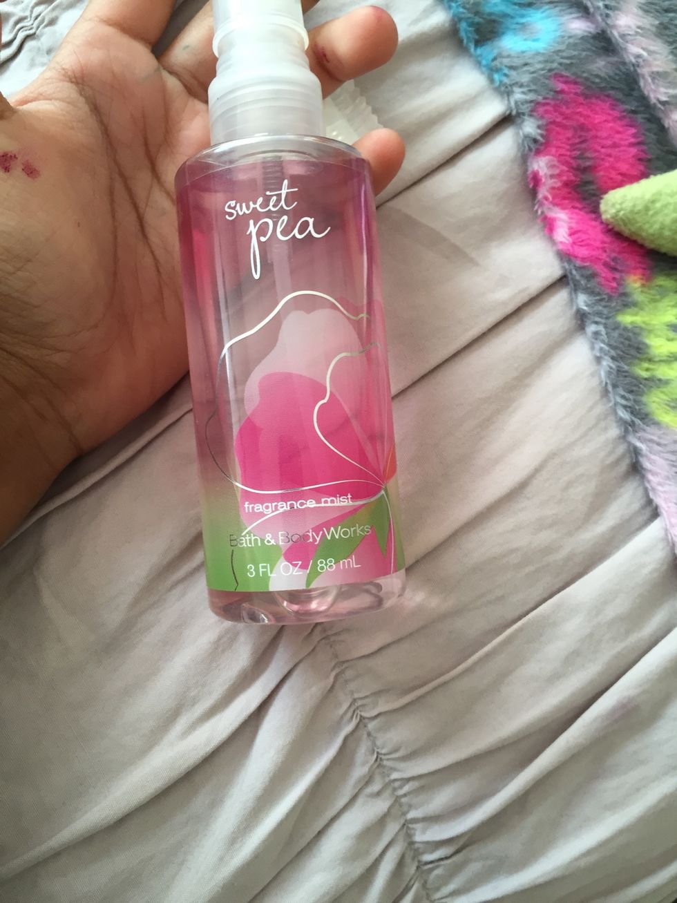 And last but definitely not least spprringggg fraaaagrance my fav one is sweet pea From bath and body works\ud83d\ude0e