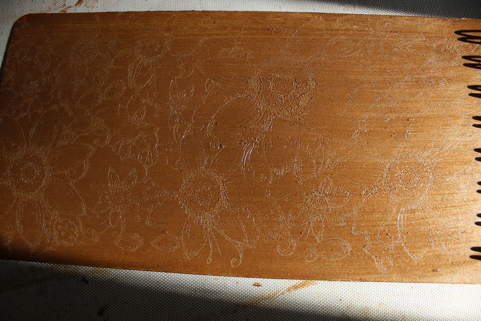 And look at the cool imprint left on the wet paint!