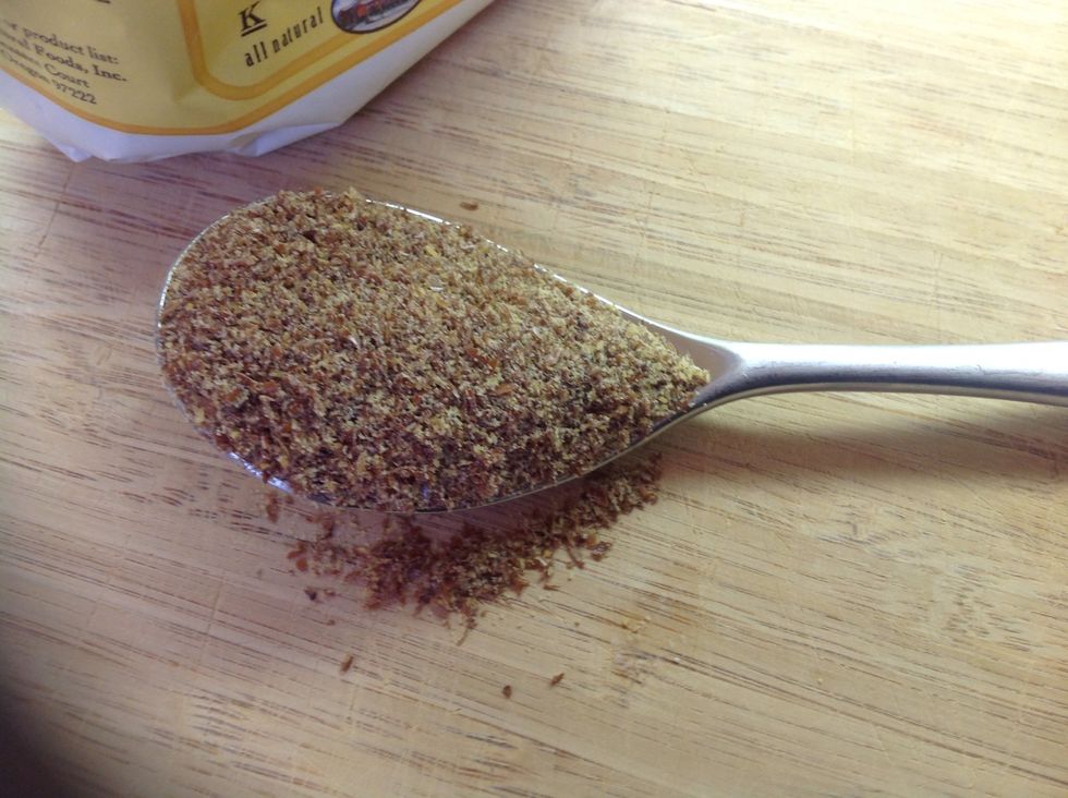 And my favorite addition? Flaxseed meal. It's a superfood packed with fiber, antioxidants, and omega-3s. Blend it up well, and it won't make your smoothie gritty at all!