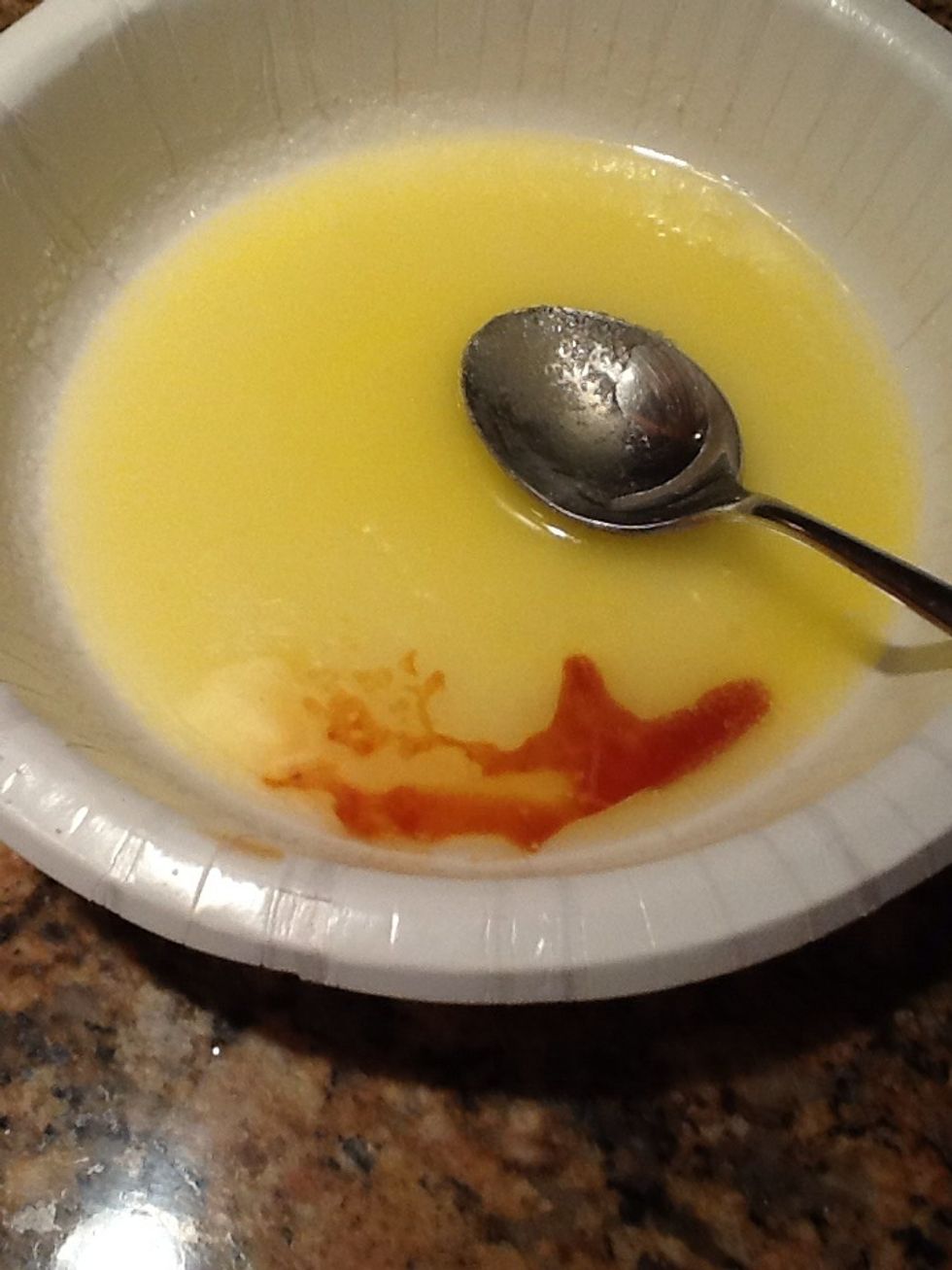 And now add the 1/4 teaspoon of vanilla extract! Then mix!!