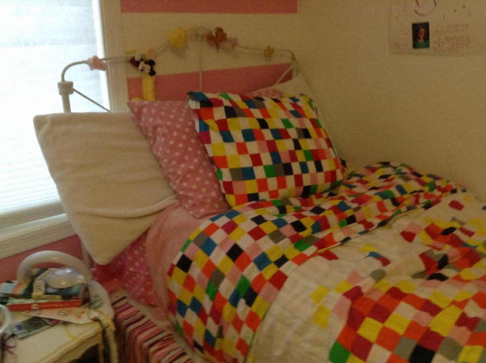 And now I lay down my main pillows.