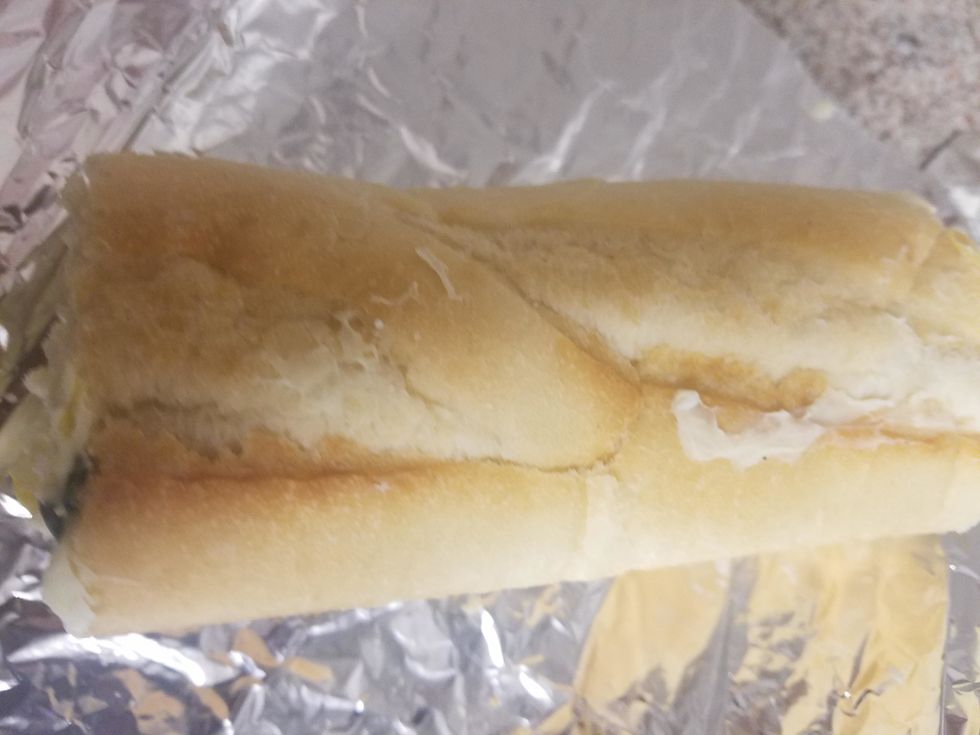 And Now you have an Spinach Artichoke Stuffed Garlic bread easy to make and fun