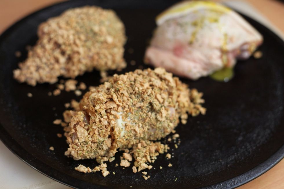 And repeat the same for the second chicken breast piece. Preheat & Bake in the oven for 30 minutes on 200 C / 390 F for 25-30 minutes. At half way check on them and put the garlic bread in for 15 mins