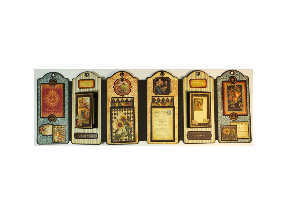 ...and see the mini-album completely open.