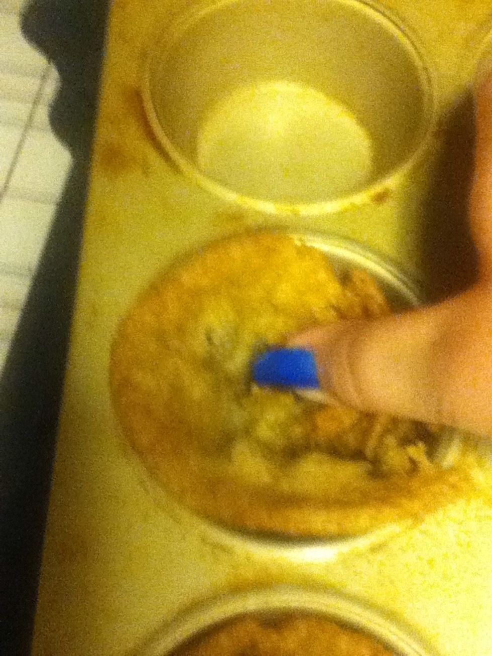 And smash it down into it to make bowl shape..