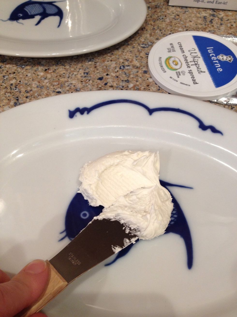 and spread it out on a plate.
