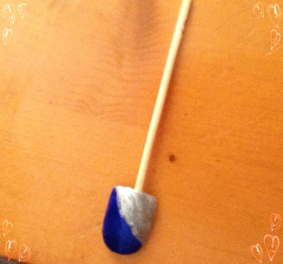 And the top half silver ( white ) .