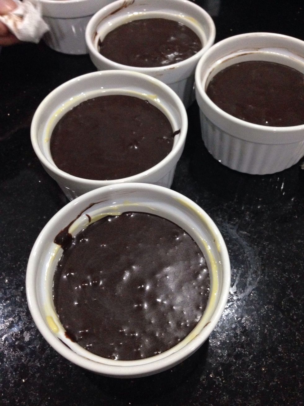 And then cover the remaining batter until it reach 3/4 of the ramekins