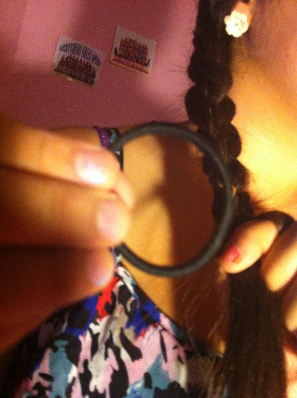 And then wrap an elastic at the end