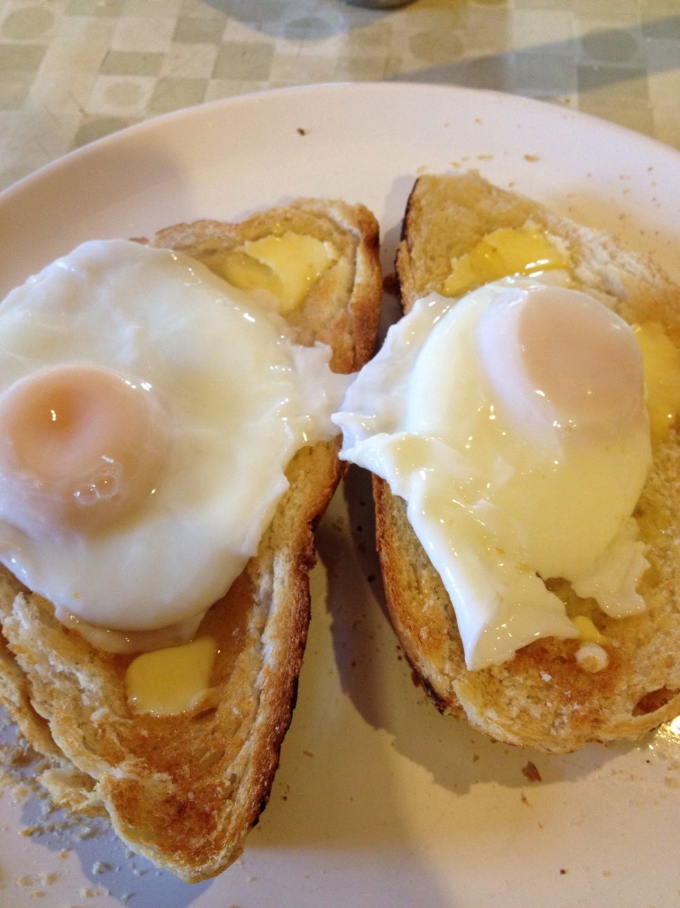 And there you go! Perfect hassle free poached eggs!