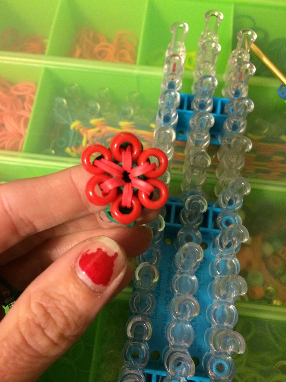 And there you have it. A beaded starburst ring.