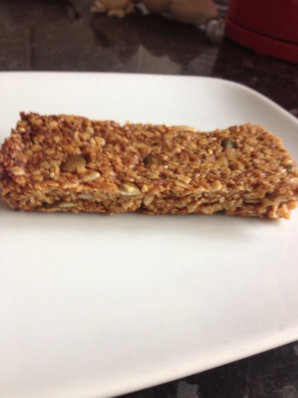And there you have it! Yum,  I worked out if you cut into 10 EQUAL slices(unlike mine , lol) they will be approx 285 cals a slice . Healthy breakfast with a yoghurt. Enjoy!!!!! \ud83d\ude01