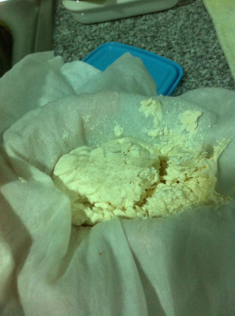 And this is the cheese, you can put some salt in it and/or mix it with herbs so it gets a special taste
