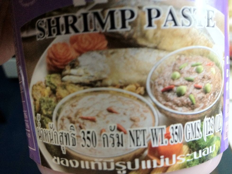 And this is the secret weapon: shrimp paste! I use Thai shrimp paste coz I dont need to grill it before use. If you happen to have Indonesian shrimp paste, best result is grill it before use