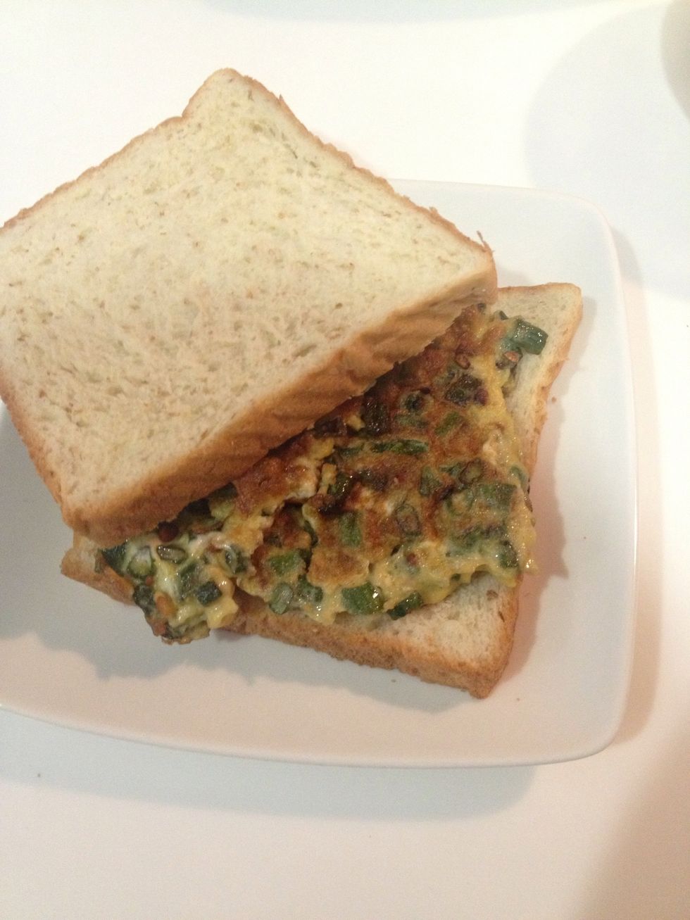 And today I try something new. Eat with bread. Honestly, I still prefer to go with rice. Typical Asians. \ud83d\ude00